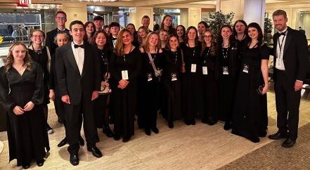 A group of nearly 30 students from the A Capella and Bella Voce choirs recently performed at Carnegie Hall Choir in New York City.