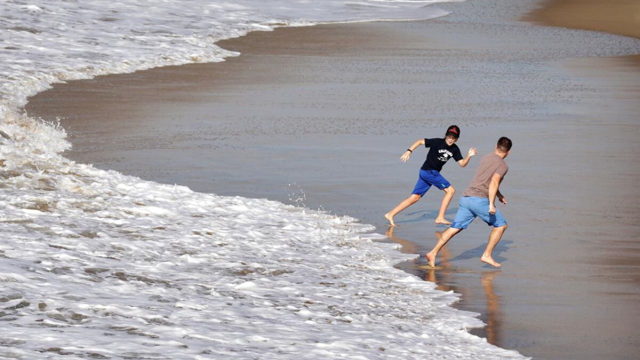 Southern California Beaches Under Warning as Dangerous Rip Currents Threaten Swimmers