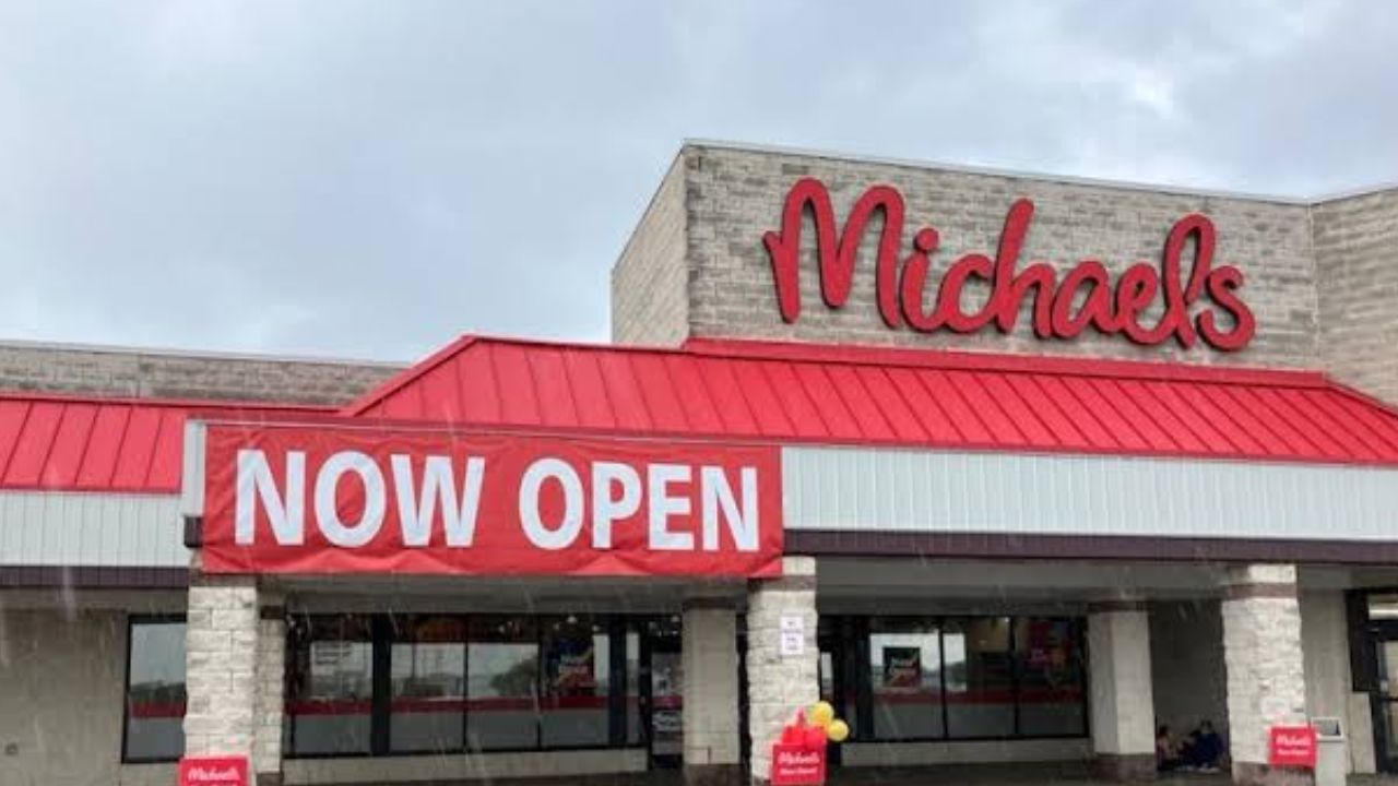 Michaels Is Opening a Brand-New Experimental Store in Texas With Craft Classes, Same-Day Printing and More