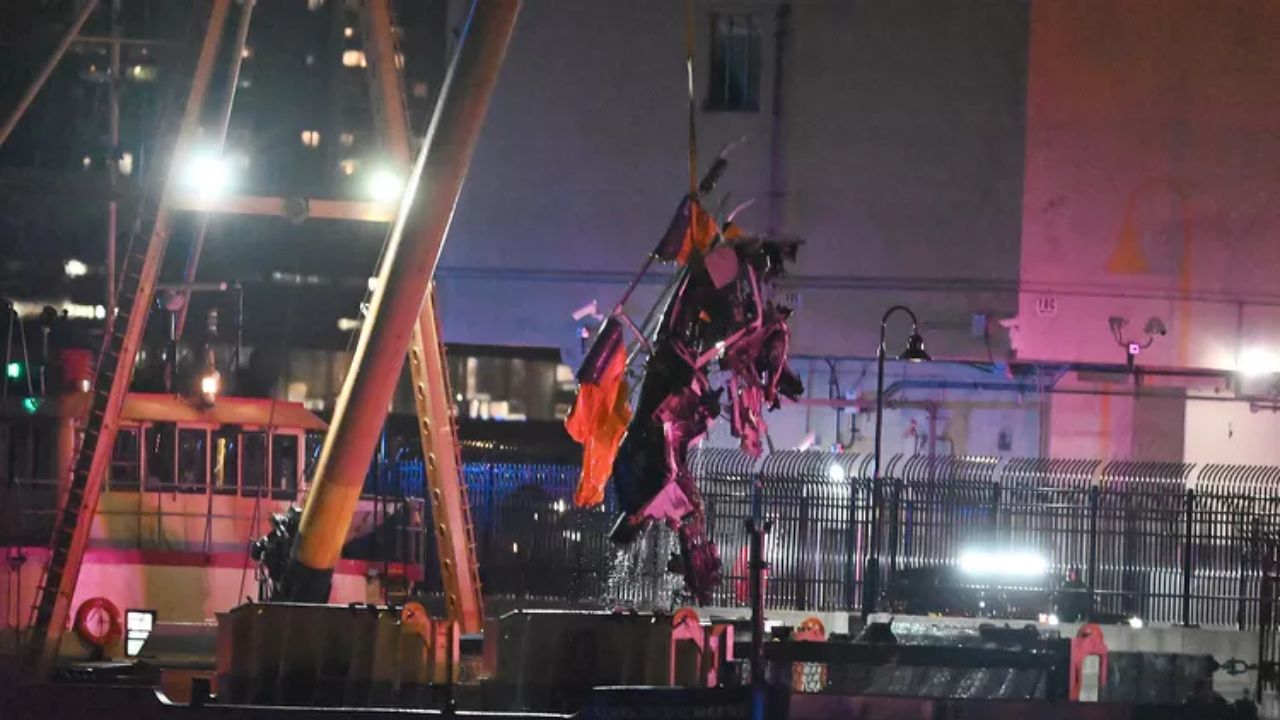 NTSB Reveals Likely Cause of Hudson River Helicopter Tragedy That Claimed Six Lives, Including Three Children