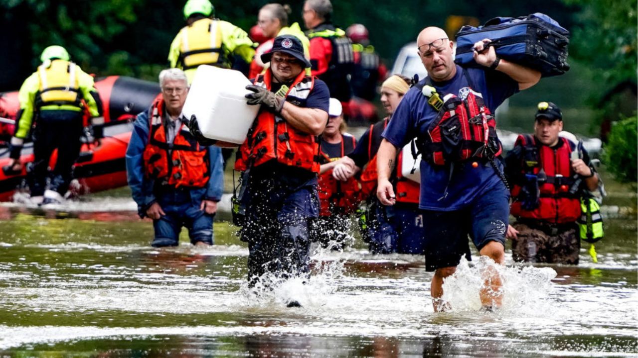 Historic Indiana Floods Leave At Least 7 Dead as White River Surges Past Century-Old Record and Thousands Lose Power