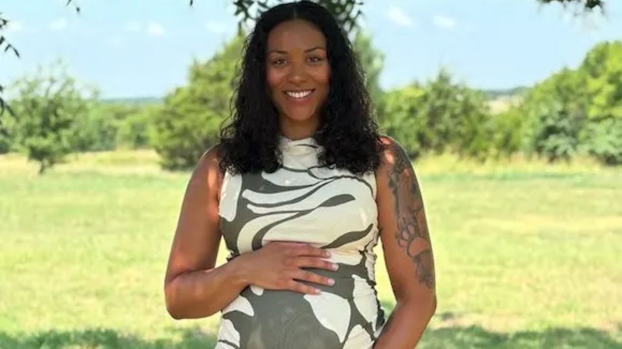 Surrogate Refuses to Abort Baby Despite Biological Parents’ Wishes, Now She’s Won a Major Early Court Victory